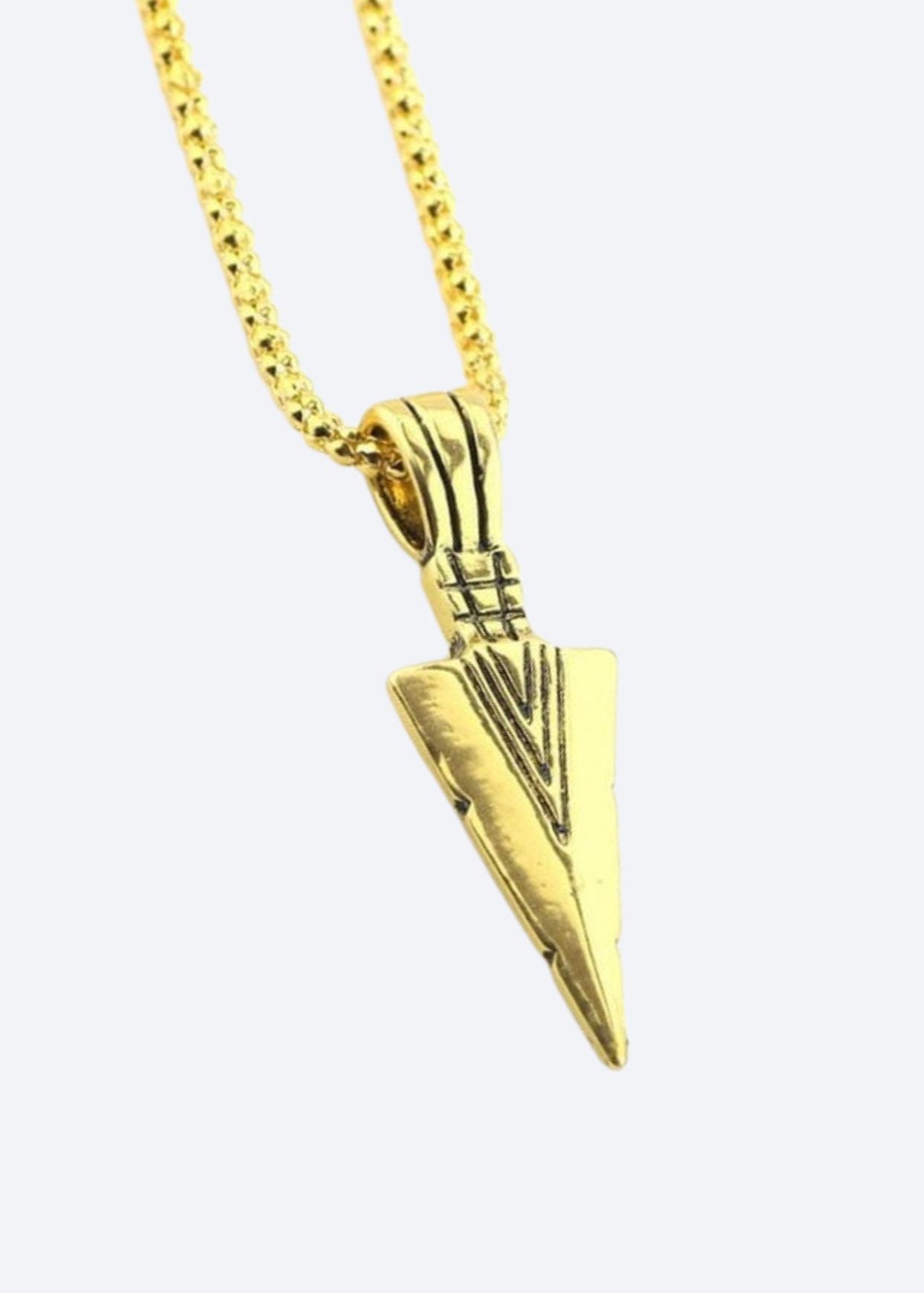 GOLDEN ARROW NECKLACE